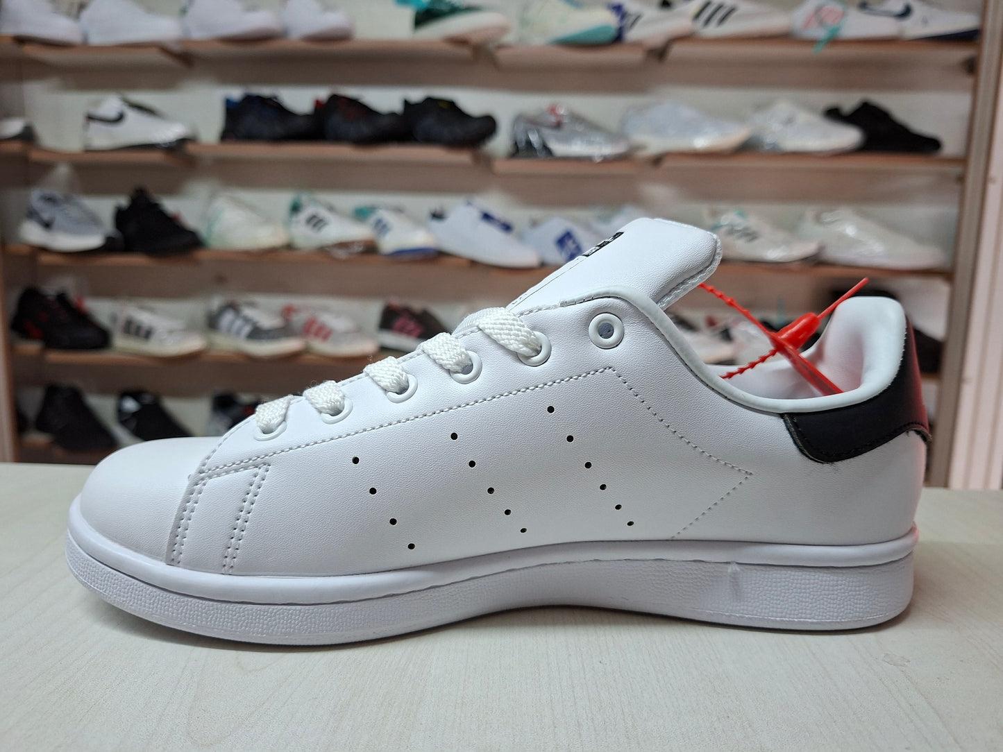 Stan Smith - High Grade