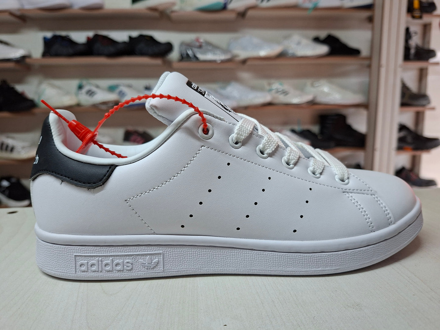 Stan Smith - High Grade